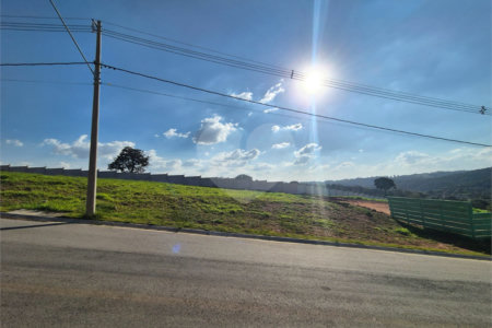 Terreno à venda no condomínio Villagio Caxambu, Jundiaí - SP