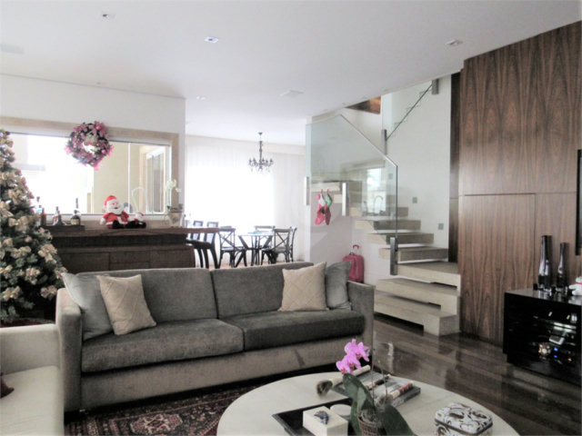 Casa à venda com 4 suítes no condomínio Dolce Villa, São Paulo - SP