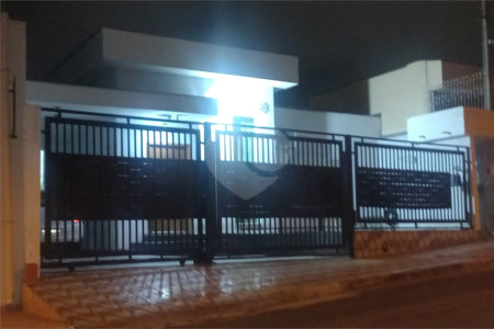 Casa à venda com 2 quartos, sendo 1 suíte, em Vila Domingues, Votorantim, SP