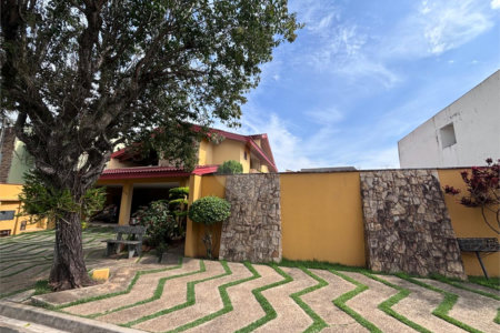 Casa à venda com 4 quartos, sendo 2 suítes,  no condomínio Granja Olga Ii, Sorocaba - SP