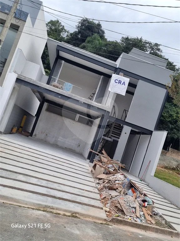 Casa à venda com 3 quartos, sendo 2 suítes,  no condomínio Vila Verde - Gramadão 1, Jundiaí - SP