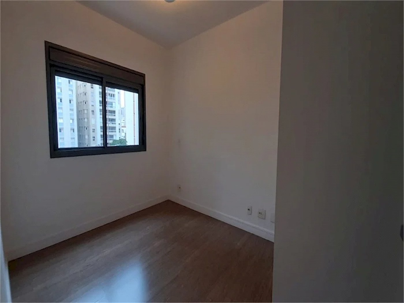 Apartamento à venda ou para alugar com 1 suíte em Pinheiros, São Paulo, SP