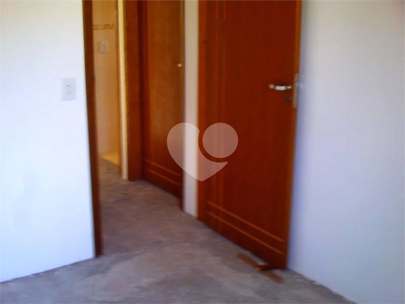 Sobrado à venda com 3 quartos, sendo 1 suíte, em Tremembé, São Paulo, SP