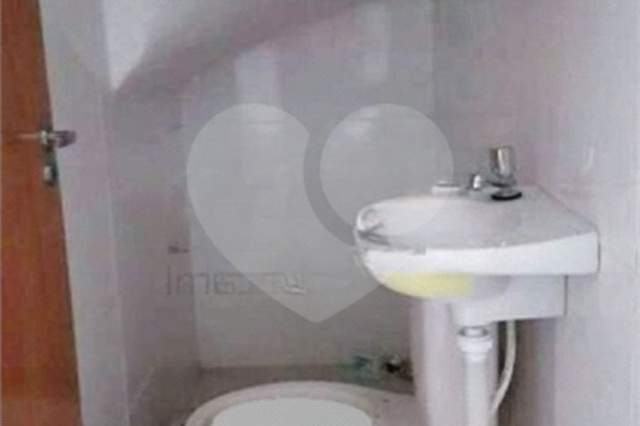 Sobrado à venda com 3 quartos, sendo 1 suíte, em Parada Inglesa, São Paulo, SP