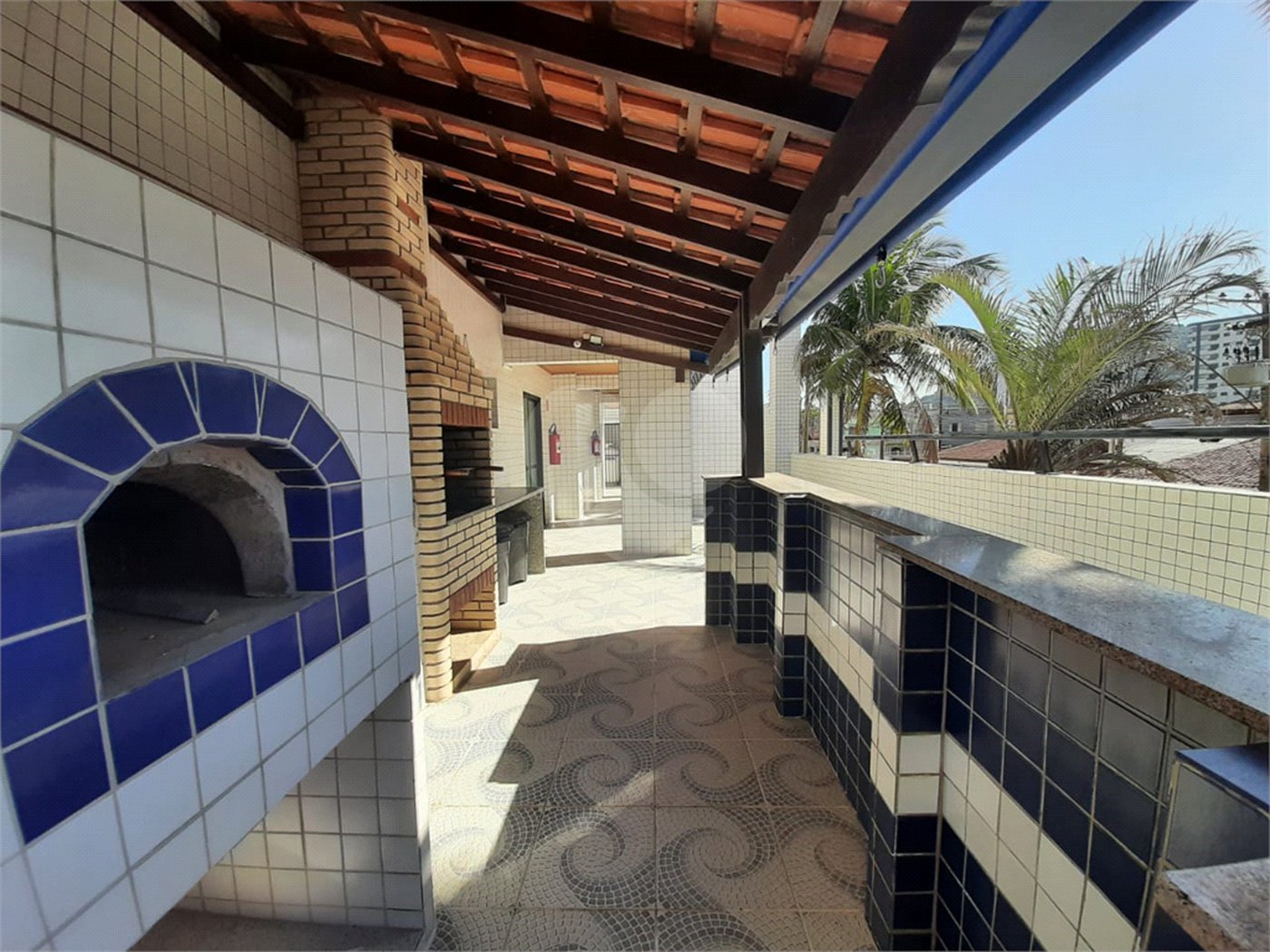 Apartamento à venda com 2 quartos, sendo 1 suíte, em Vera Cruz, Mongaguá, SP