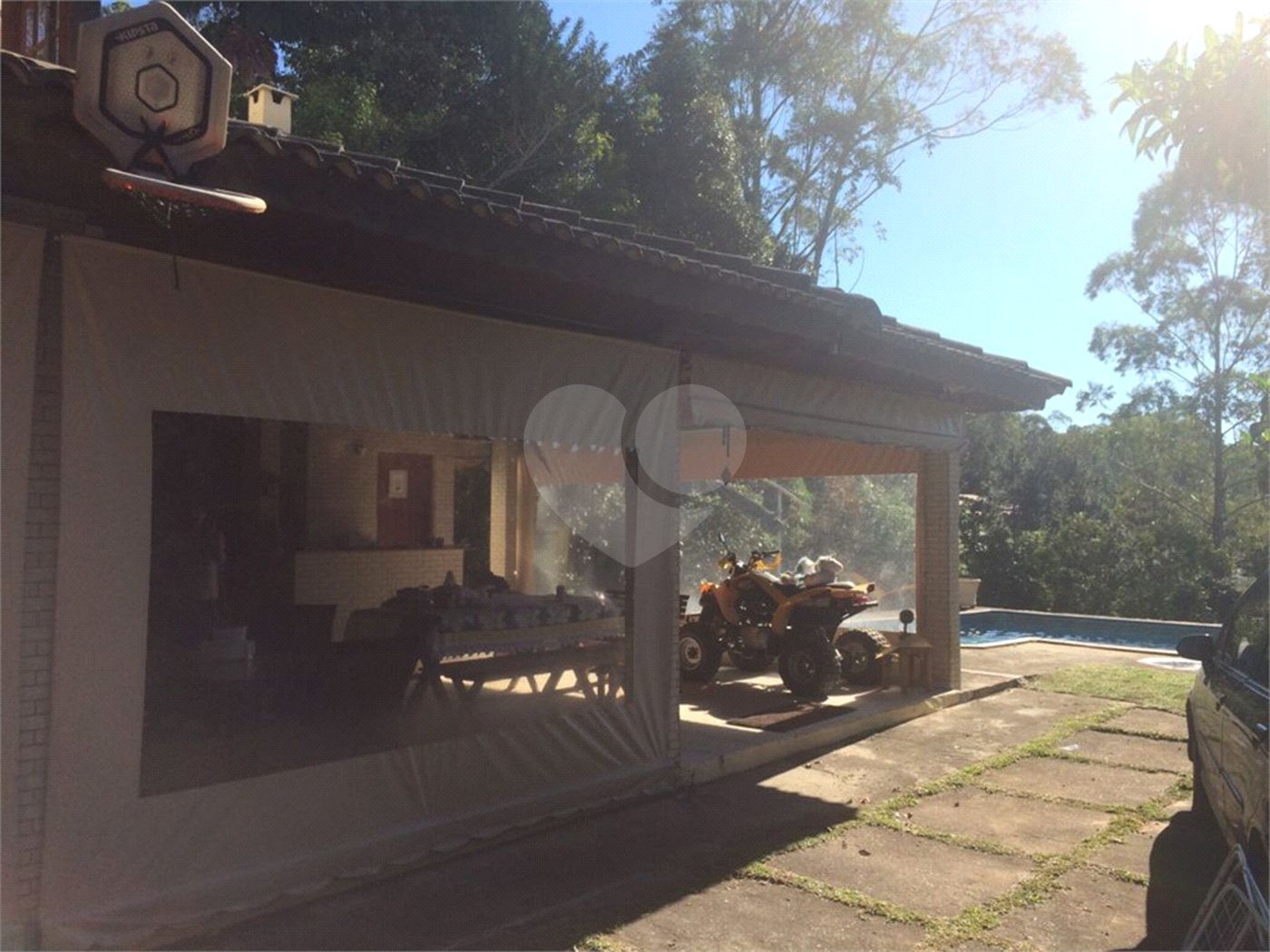 Sobrado à venda com 4 quartos, sendo 2 suítes, em Serra da Cantareira, Mairiporã, SP