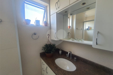 Apartamento à venda com 2 quartos em Vila Romana, São Paulo, SP