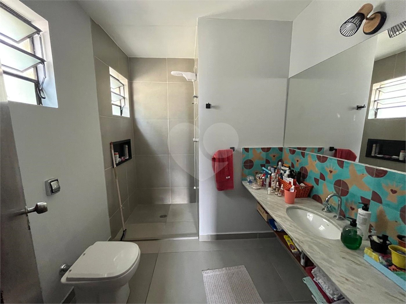 Sobrado à venda com 3 quartos, sendo 1 suíte, em Jardim das Vertentes, São Paulo, SP
