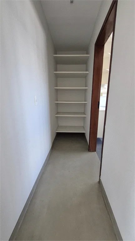 Apartamento à venda ou para alugar com 3 quartos, sendo 2 suítes, em Vila Romana, São Paulo, SP