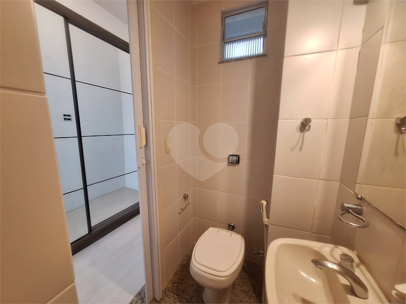 Apartamento à venda com 2 quartos, sendo 1 suíte,  em Tijuca, Rio de Janeiro, RJ