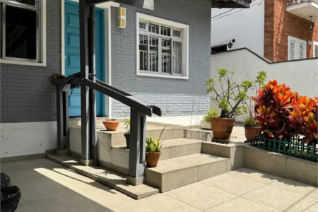 Casa Térrea à venda com 3 quartos, sendo 1 suíte, em Vila Madalena, São Paulo, SP