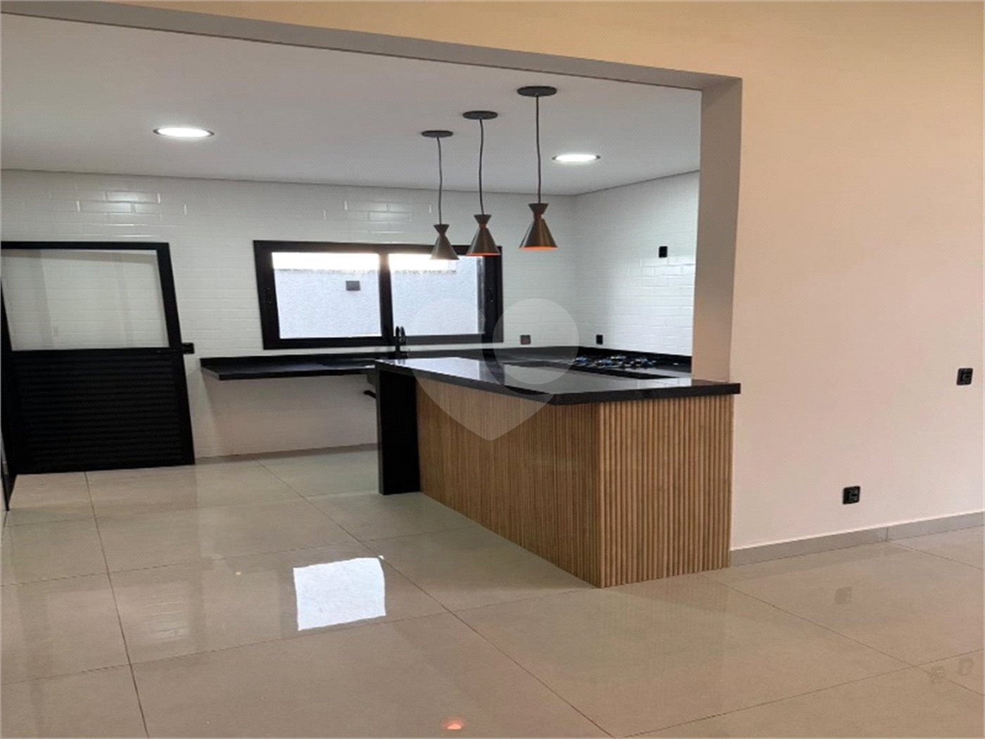 Casa à venda com 3 quartos, sendo 1 suíte, no condomínio Jardim Residencial Villagio Ipanema I, Sorocaba - SP