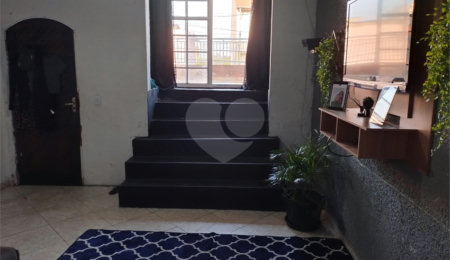Sobrado à venda com 2 quartos em Itaquera, São Paulo, SP