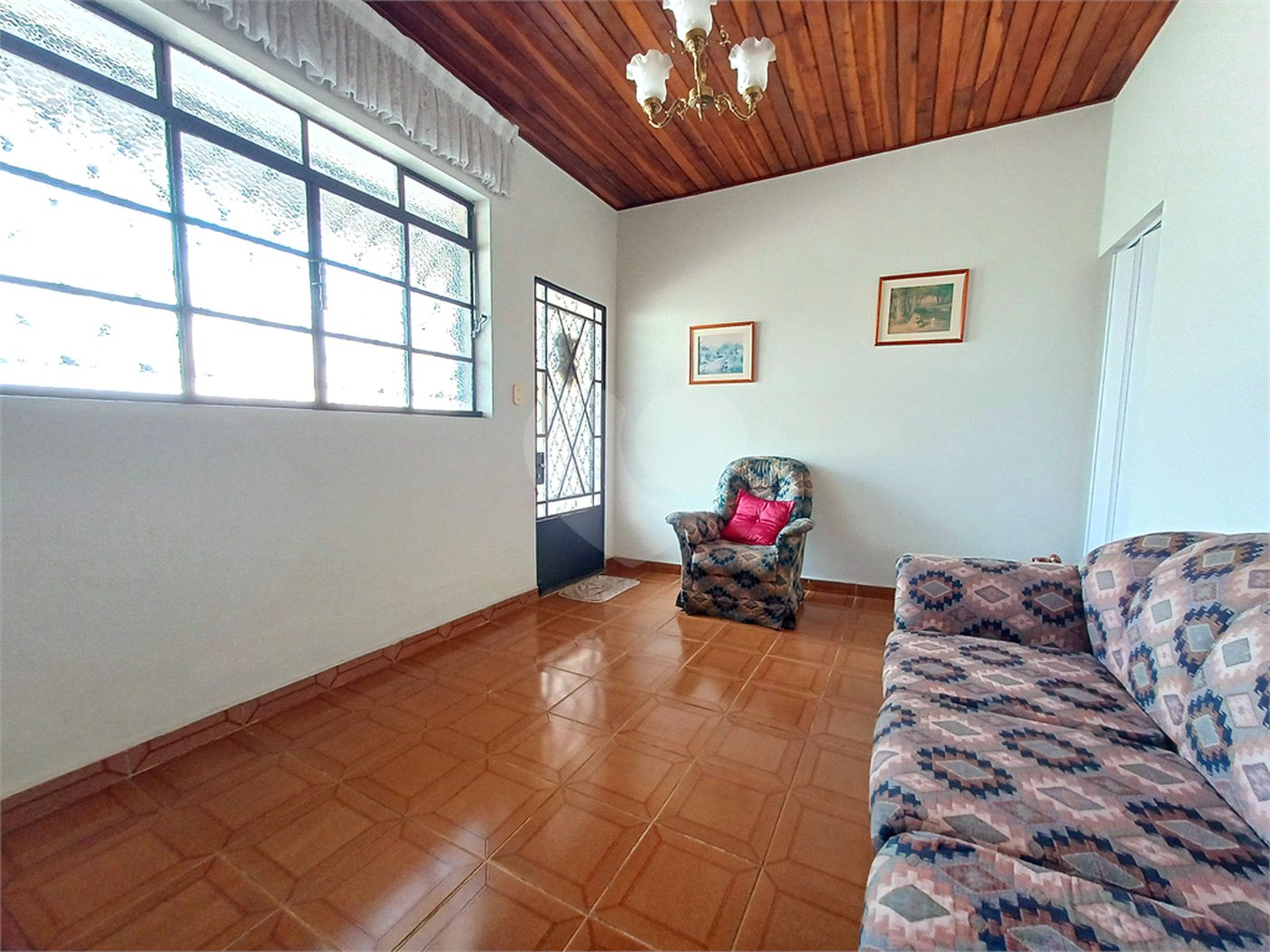Casa à venda com 4 quartos, sendo 1 suíte, em Vila Paulicéia, São Paulo, SP
