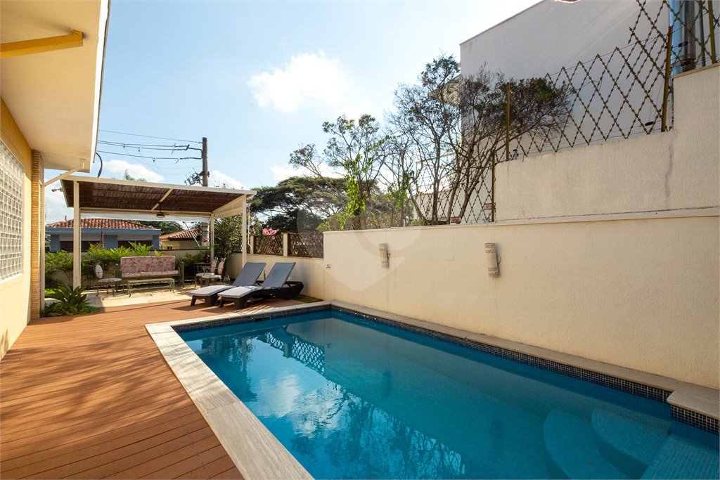 Casa Térrea à venda com 3 quartos, sendo 1 suíte, em Brooklin, São Paulo, SP