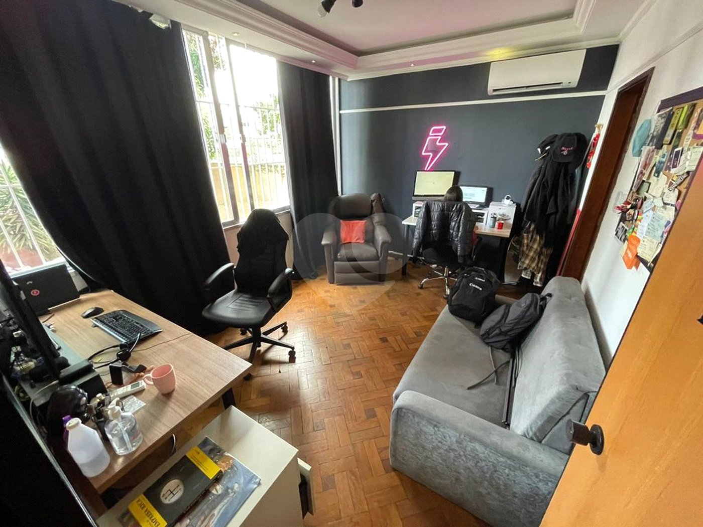 Casa à venda com 3 quartos, sendo 1 suíte, em Vila Mariana, São Paulo, SP