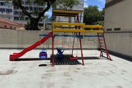 Apartamento à venda com 4 quartos, sendo 2 suítes,  em Tijuca, Rio de Janeiro, RJ