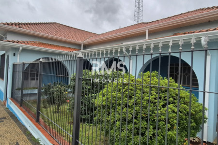 Casa à venda com 3 quartos no Centro, Itu, SP