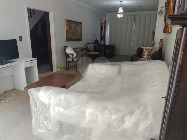 Casa de Vila à venda com 5 quartos, sendo 1 suíte,  em Alto da Boa Vista, São Paulo, SP