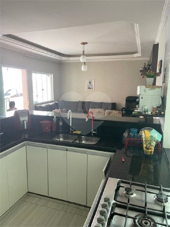 Sobrado à venda com 3 quartos, sendo 2 suítes,  em Jardim Alvinópolis Ii, Atibaia, SP