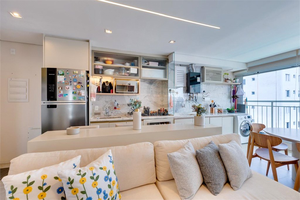 Apartamento à venda com 3 quartos, sendo 2 suítes, em Santo Amaro, São Paulo, SP