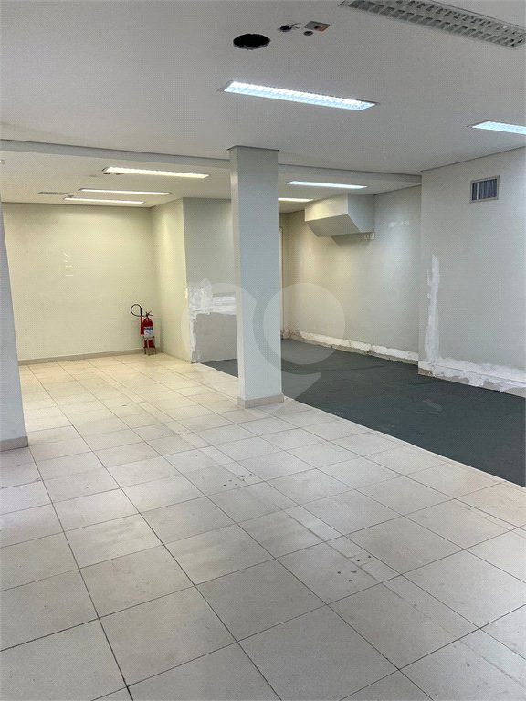 VENDA - Imóvel Comercial na Região Central de Indaiatuba com 741,63 m2 de construção, 1440,00 m2