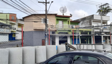 Sobrado à venda com 6 quartos em Jardim Quarto Centenário, Mauá, SP
