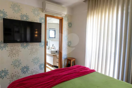 Apartamento à venda com 4 quartos, sendo 2 suítes, em Cidade São Francisco, São Paulo, SP