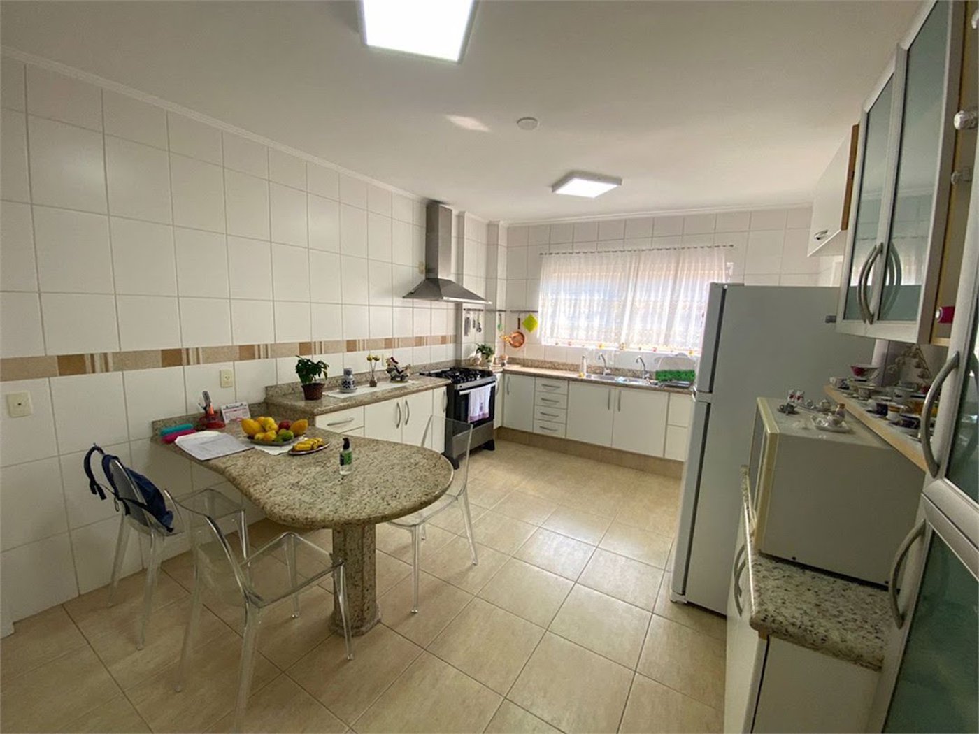 Apartamento Residencial à venda, Boqueirão, Santos - AP0546.