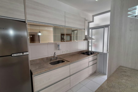 Apartamento com 2 dormitórios à venda, 75 m² por R$ 680.000,00 - José Menino - Santos/SP