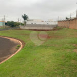 Terreno no Condomínio Nascente do Jaraguá, localizado em Araraquara/SP.