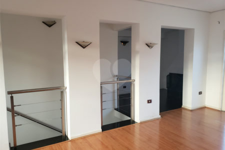 Casa à venda com 4 quartos, sendo 1 suíte,  em Vila Oliveira, Mogi das Cruzes, SP