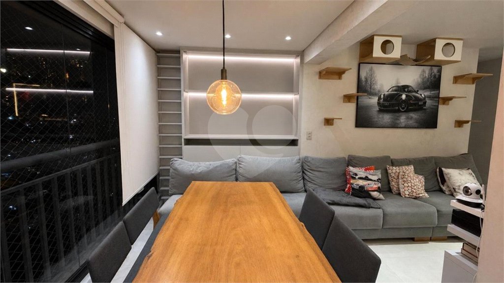 Apartamento à venda com 2 quartos, sendo 1 suíte,  em Vila Dom Pedro I, São Paulo, SP