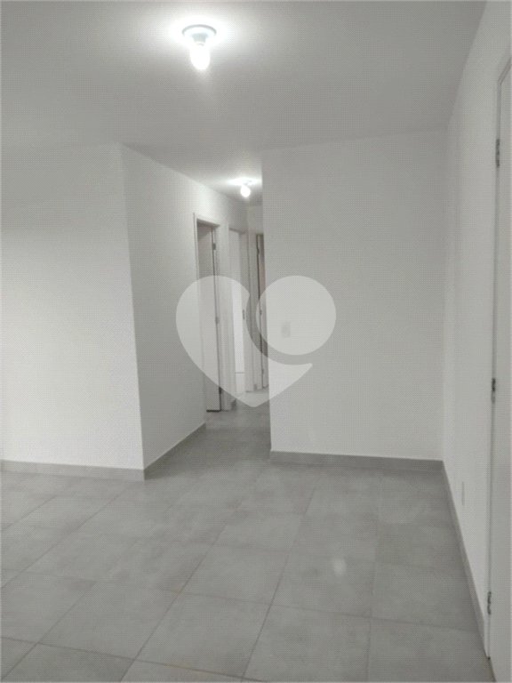 Apartamento à venda com 3 quartos, sendo 1 suíte,  em Parada Inglesa, São Paulo, SP
