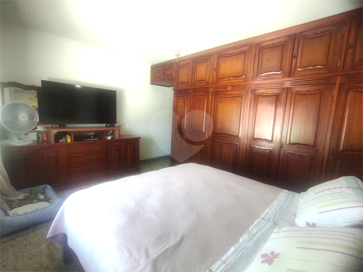 Sobrado à venda com 3 quartos, sendo 1 suíte,  em Vila Paiva, São Paulo, SP