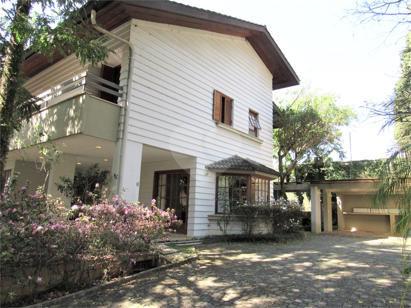 Casa à venda com 4 suítes no condomínio Jatoba, São Paulo - SP