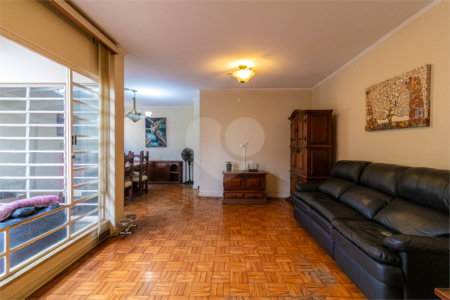 Casa Térrea à venda com 3 quartos, sendo 1 suíte, em Santo Amaro, São Paulo, SP