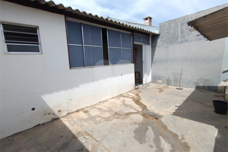 Casa à venda com 2 quartos, sendo 1 suíte, em Reneville, Mairinque, SP