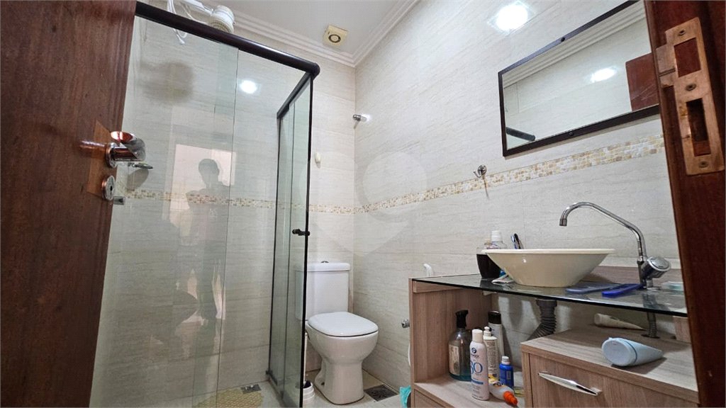 Casa à venda com 5 quartos, sendo 3 suítes,  no condomínio Colinas do Magarça, Rio de Janeiro - RJ