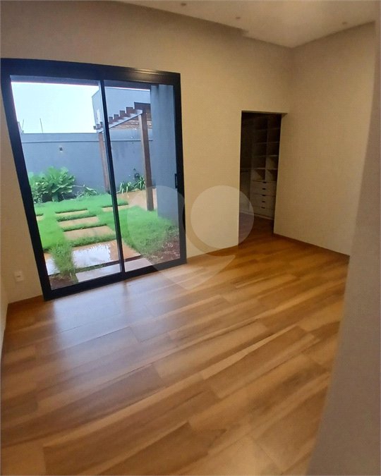 Casa à venda com 3 quartos, sendo 1 suíte, em Parque Alvorada, Dourados, MS