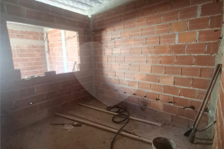 Casa à venda com 2 quartos, sendo 1 suíte,  no condomínio Campina Grande, Rio de Janeiro - RJ