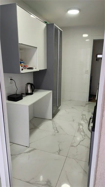 Apartamento à venda ou para alugar com 3 quartos, sendo 1 suíte, em Jardim Vazani, São Paulo, SP