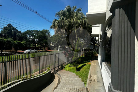 Apartamento à venda com 2 quartos, sendo 1 suíte, no Centro, Ponta Porã, MS