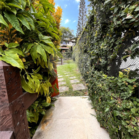 Casa à venda com 6 quartos, sendo 5 suítes,  em Alto de Búzios, Armação dos Búzios, RJ