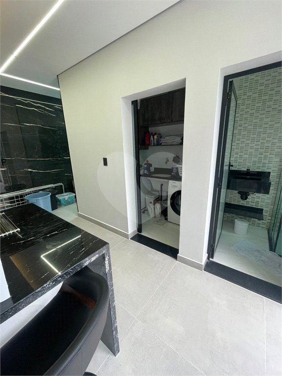 Casa à venda com 3 quartos, sendo 1 suíte, no condomínio Real Park Tietê, Mogi das Cruzes - SP