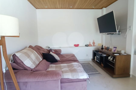 Casa à venda com 3 quartos, sendo 1 suíte, em Caminho de Búzios, Cabo Frio, RJ