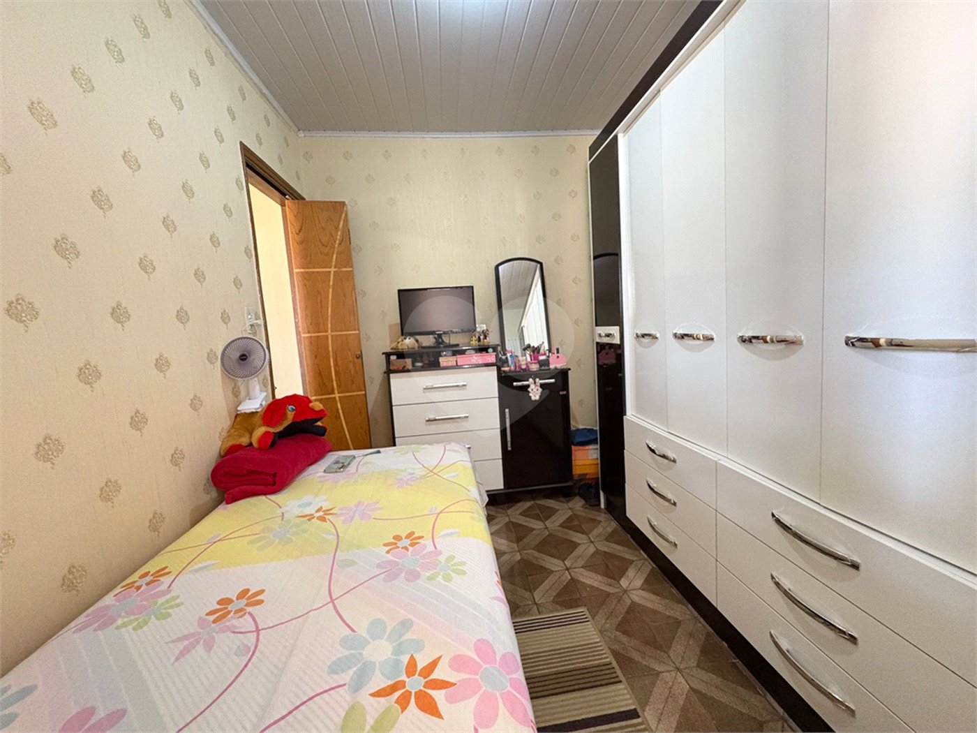 Casa à venda com 2 quartos em Conjunto Habitacional Brás Cubas, Mogi das Cruzes, SP