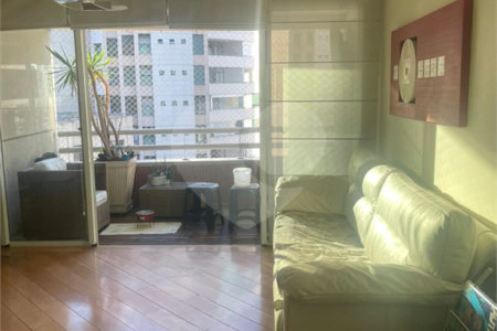 Apartamento à venda com 3 quartos, sendo 1 suíte, em Planalto Paulista, São Paulo, SP