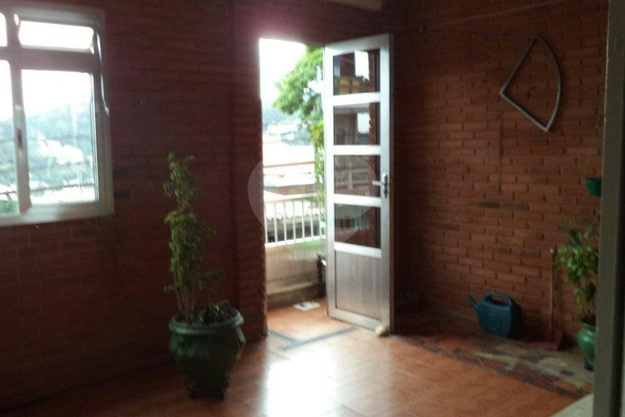 Sobrado à venda com 2 quartos em Tremembé, São Paulo, SP