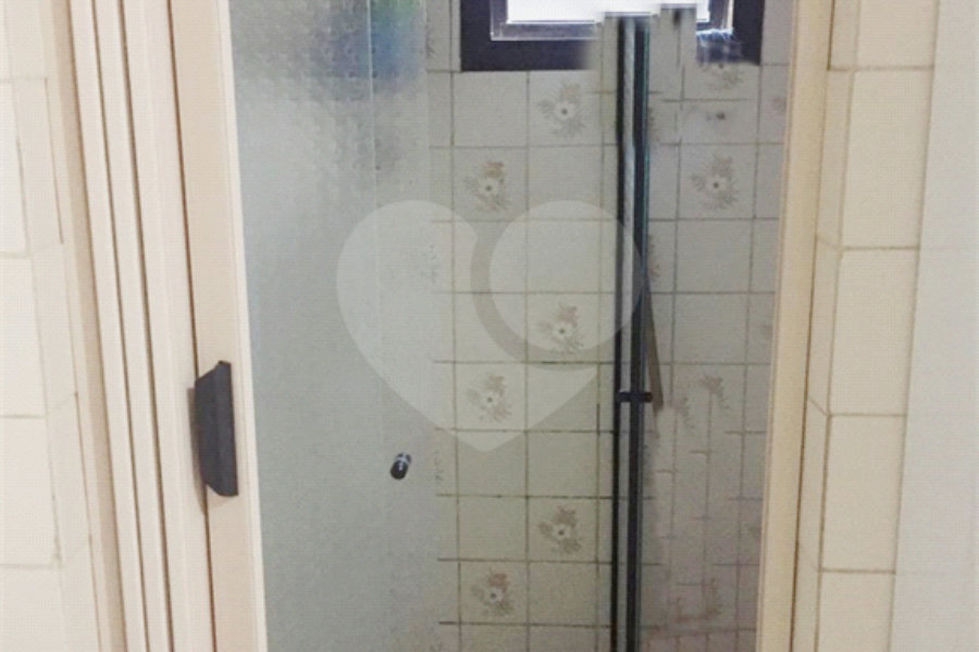 Sobrado à venda com 3 quartos em Parque Edu Chaves, São Paulo, SP